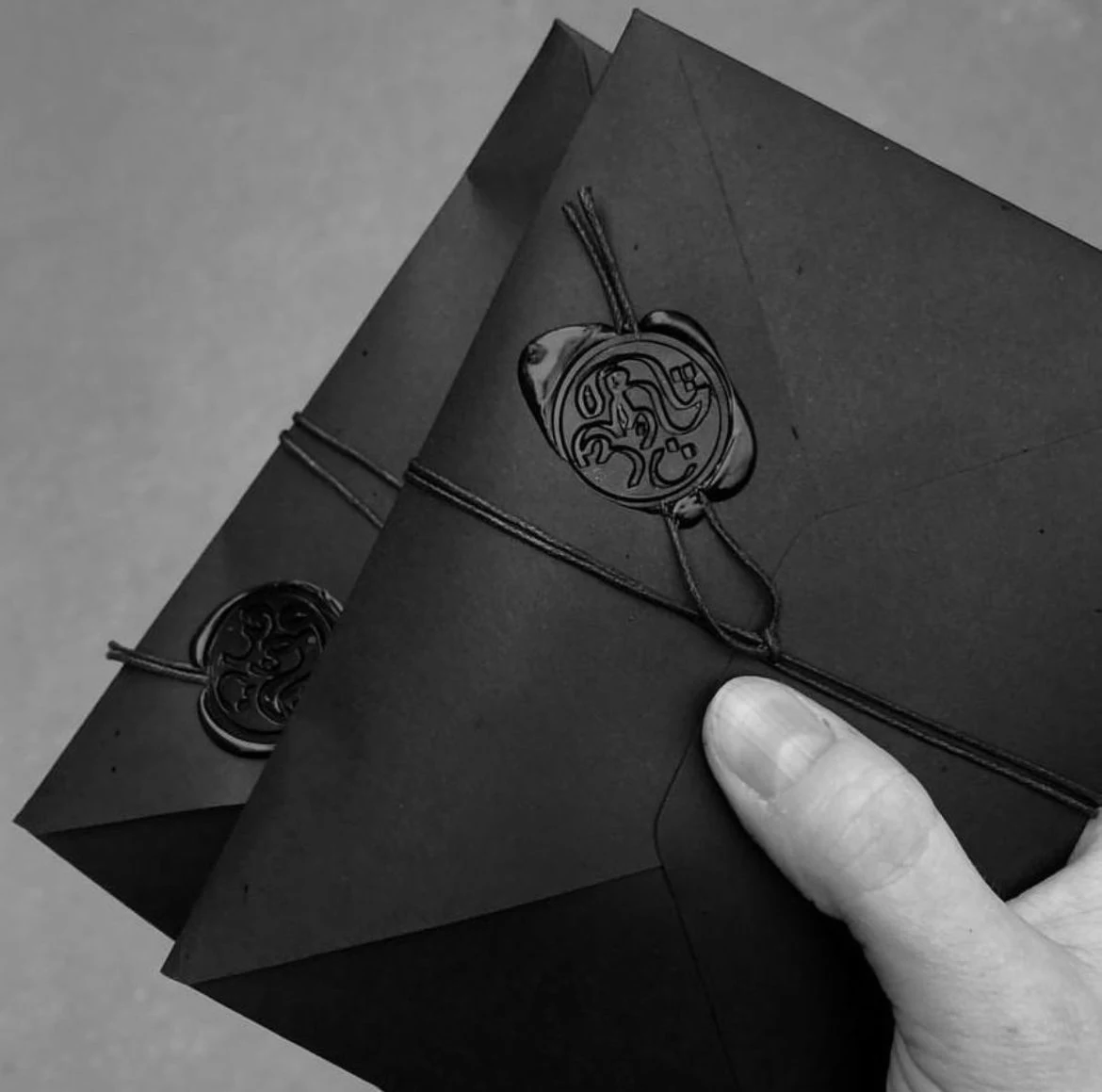 Dark wax seal reference